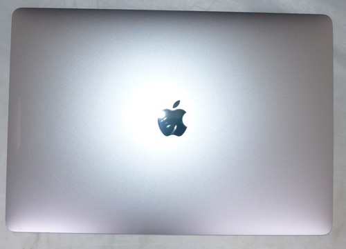 Apple MacBook Pro Touch Bar 15"(2016) Space Gray, 1TB, i7, 16GB-Defective screen - Picture 6 of 11