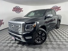 2023 Nissan TITAN Platinum Reserve Pickup 4D 5 1/2 ft