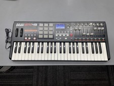 Akai Professional MPK49 49-Key USB MIDI Keyboard Controller (1103781)