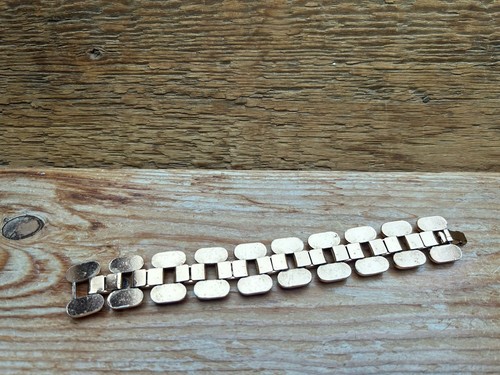Unusual Gold Tone Chain Link Bracelet /Chunky Chain Link/Rose Gold Colour/Retro - Picture 7 of 7