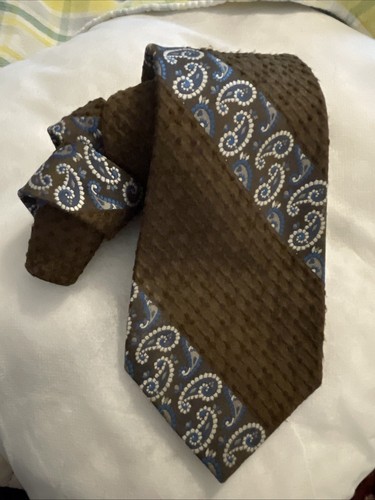 Vintage MCM Necktie Tie Brown,Blue,Silver Paisley-Swiss Dot texture Polyester - Picture 5 of 12