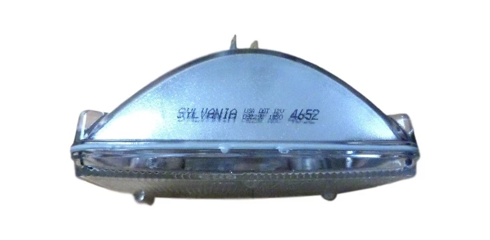 Sylvania 4652 OEM Sealed Beam Headlight Incandescent 12V, 3 Prong Base Brand New - Image 2 of 2