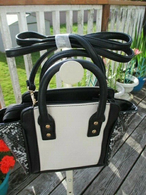 A , Trendy, Mini, Purse, Handles, Removeable Strap, Zipper Closure