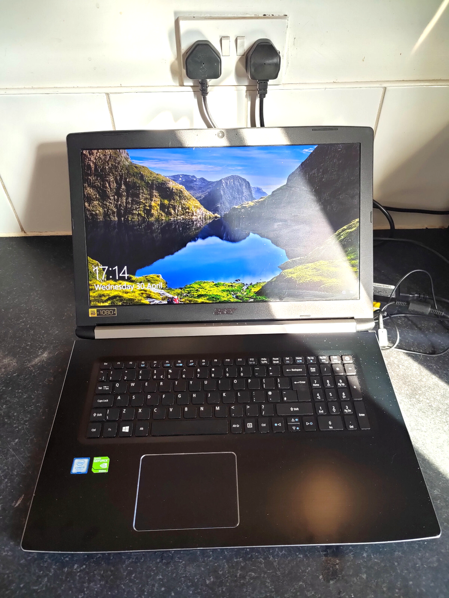 Acer i5-7200U GTX 940MX 8GB RAM 1TB HDD Gaming Laptop