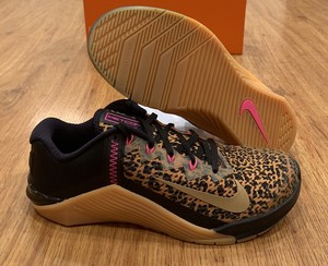 leopard metcons