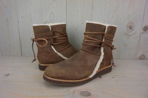 ugg luisa bootie
