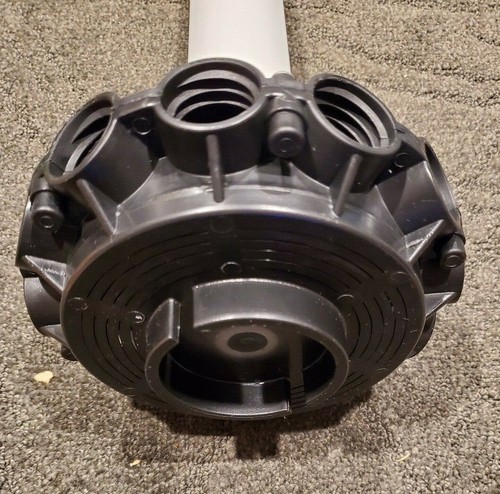 Brand New 11813 Intex Center Pipe Hub for 14in Sand Filter Pump and Combo - Picture 4 of 6