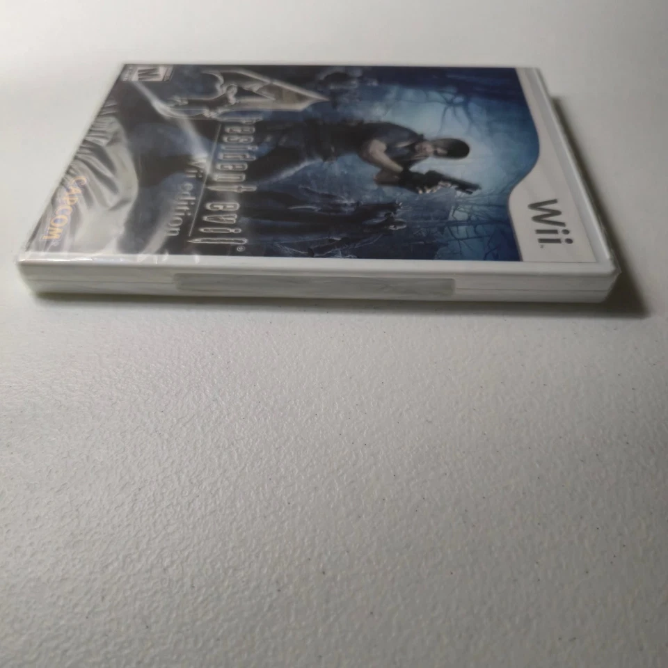 Resident Evil 4 Wii Edition Wii Video Game Survival Horror CIB Complete - Image 4 of 4