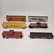 Lot Of 6 HO Scale Cars - Western Pacific Illinois Central Gulf Union Starch