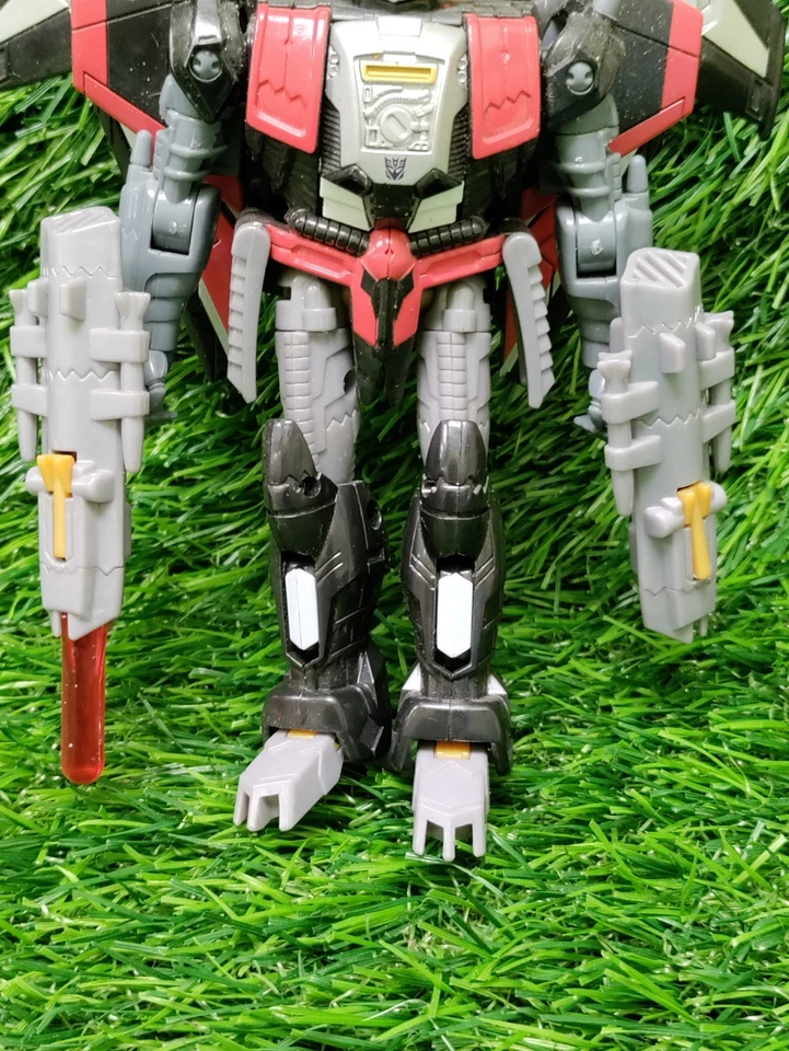 Transformers Generations Sky Shadow Deluxe Class *missing 1 Missile  - Image 3 of 4