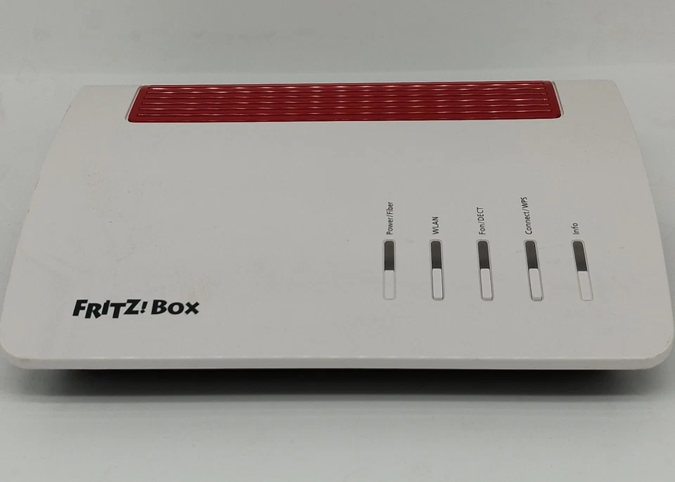 AVM FRITZ!Box 5590 Fiber Wi-Fi 6 Glasfasermodem WLAN AX bis 2.400 MBit/s 5 GHz - Bild 2 von 4