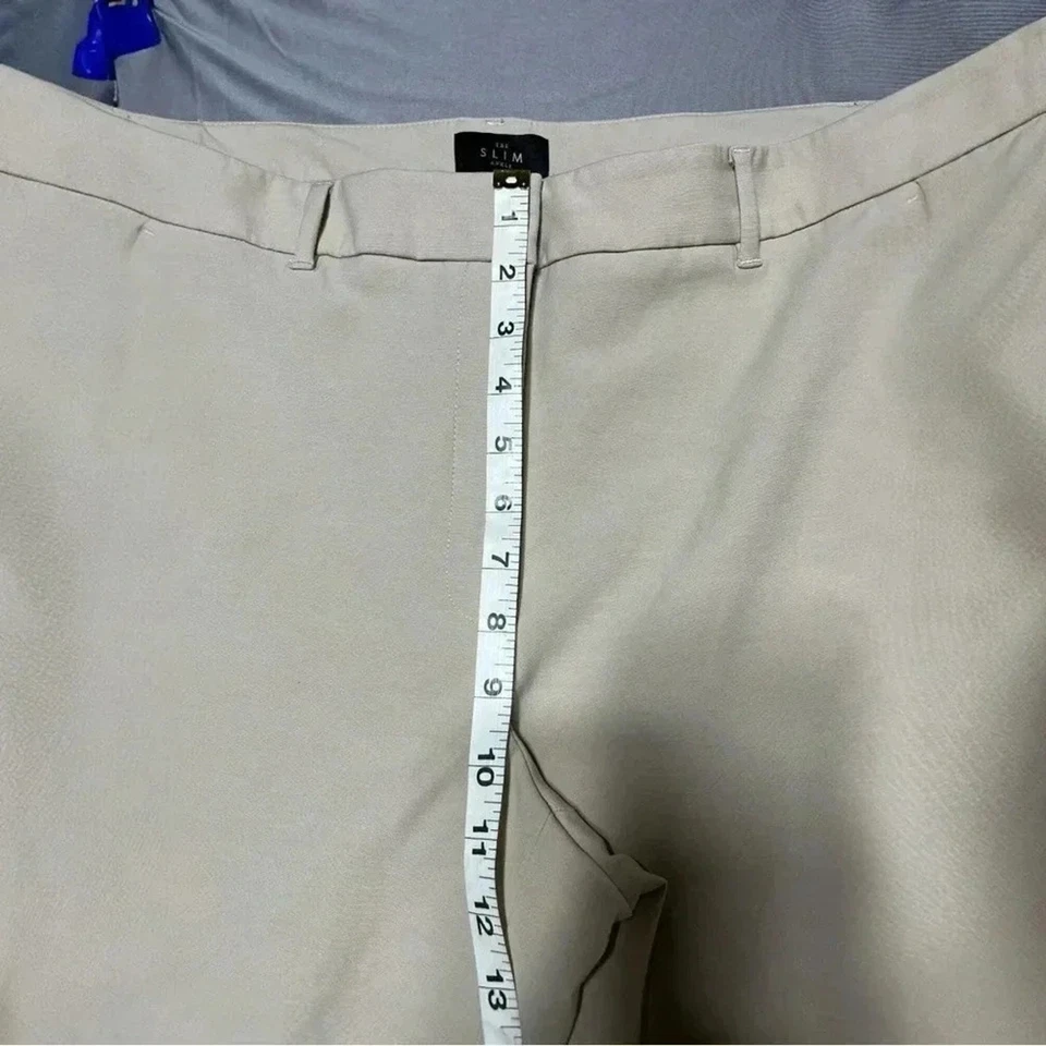 Pantalones al tobillo ajustados White House Black Market The tiro alto caqui claro carrera cómodos Foto 3 de 4