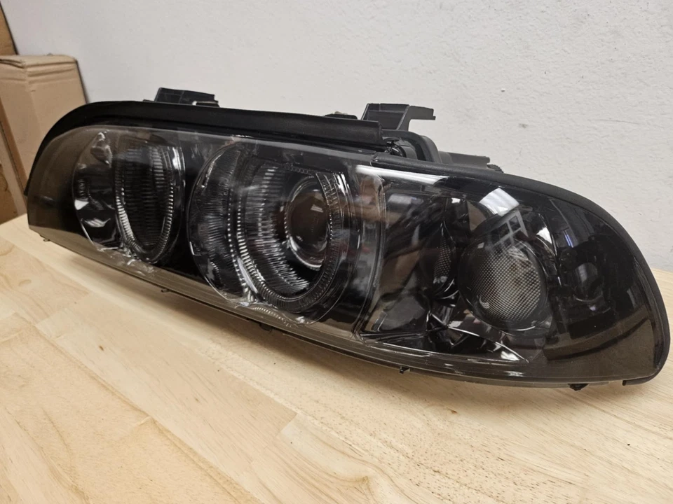 SE ADAPTA A BMW E39 96-03 525i 530i FAROS NEGRO TODO CLARO SIN PROYECTOR HALO ÁMBAR Foto 4 de 4
