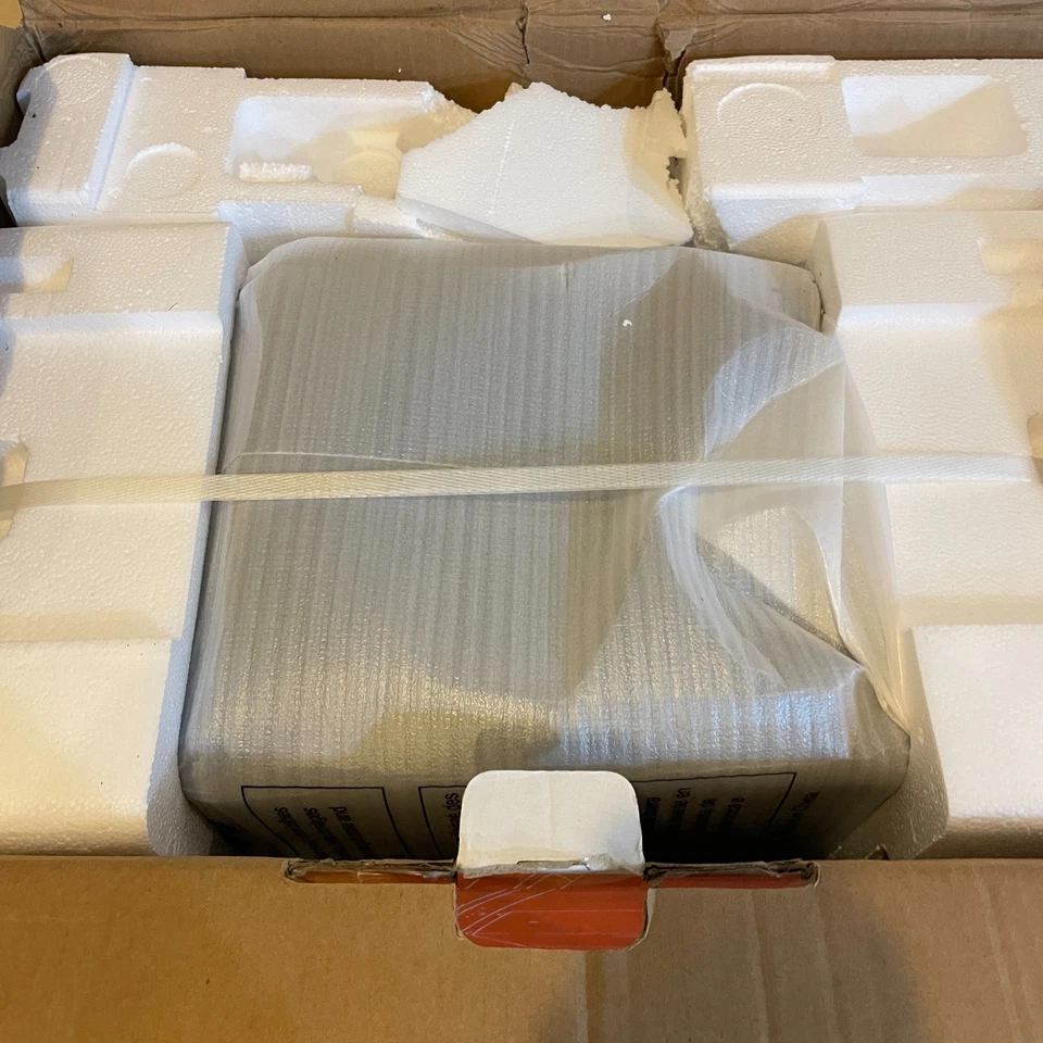 JBL Bar 2.1 Channel Soundbar w/ Wireless Subwoofer - Black - NEW OPEN BOX - Image 4 of 4