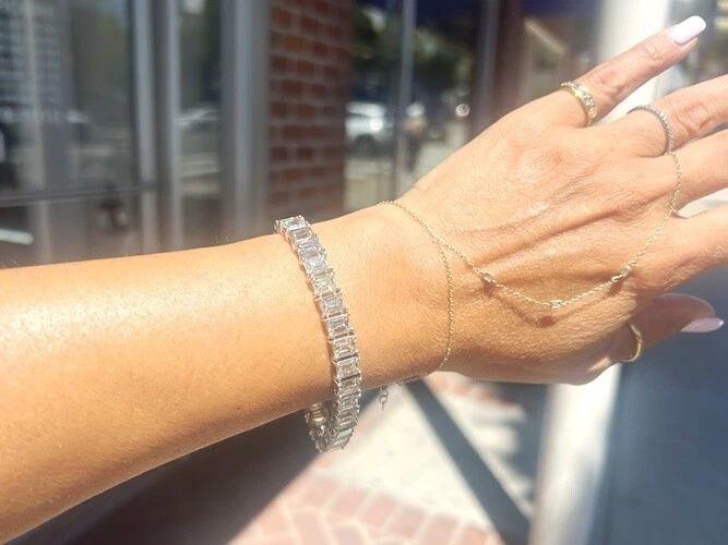 Brazalete tenis platino corte esmeralda diamantes 32,69 quilates peso total  Foto 3 de 4