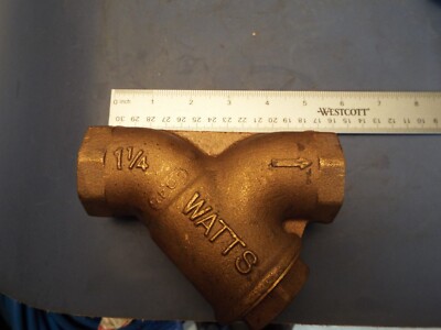 Watts Bronze Strainer 1-1/4'' 400 WOG