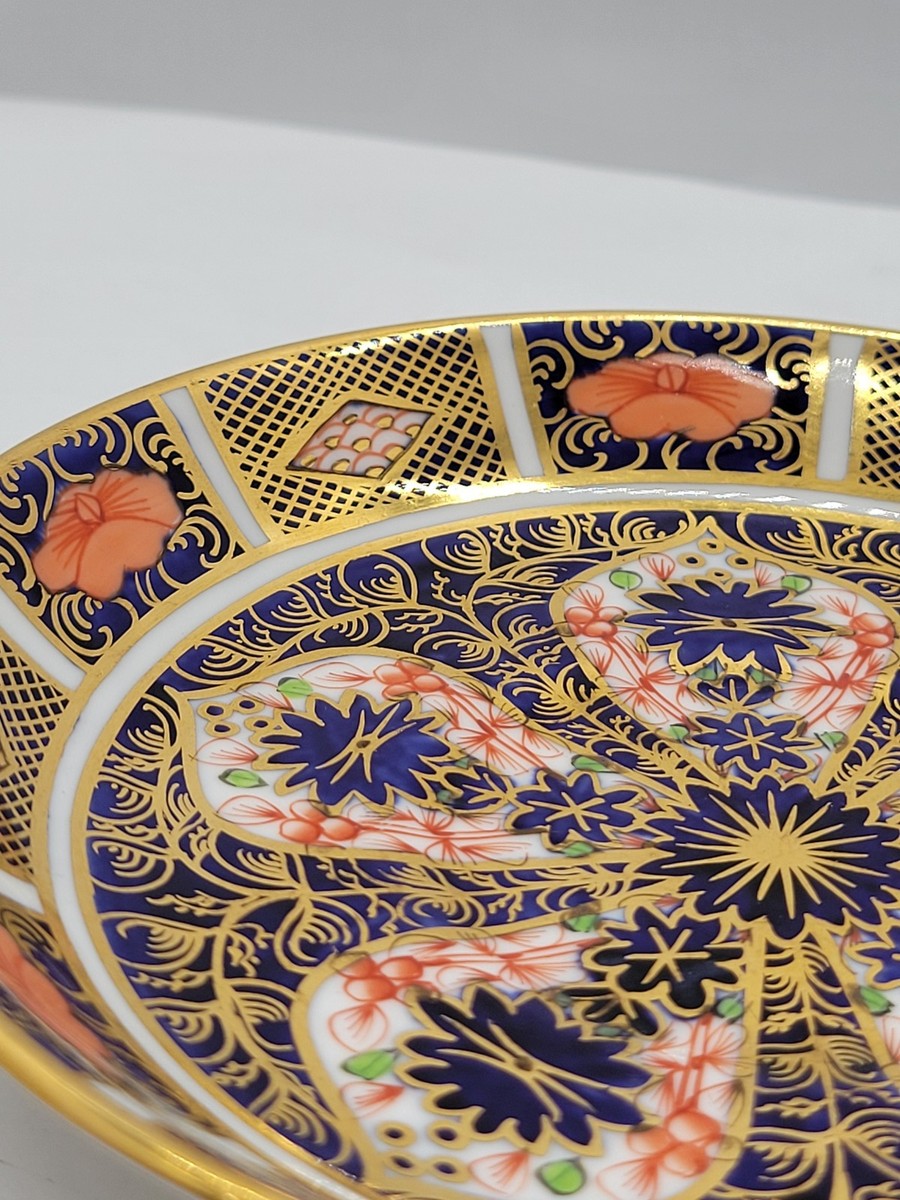 Vintage Royal Crown Derby Old Imari Saucer 5-1/4