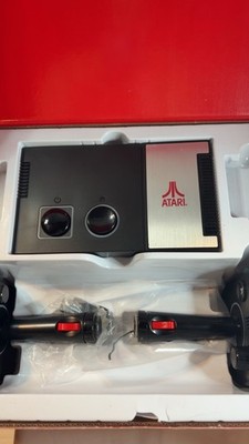 Atari GameStation Pro Retro Video Game System CIB Complete In Box 2 Wireless 