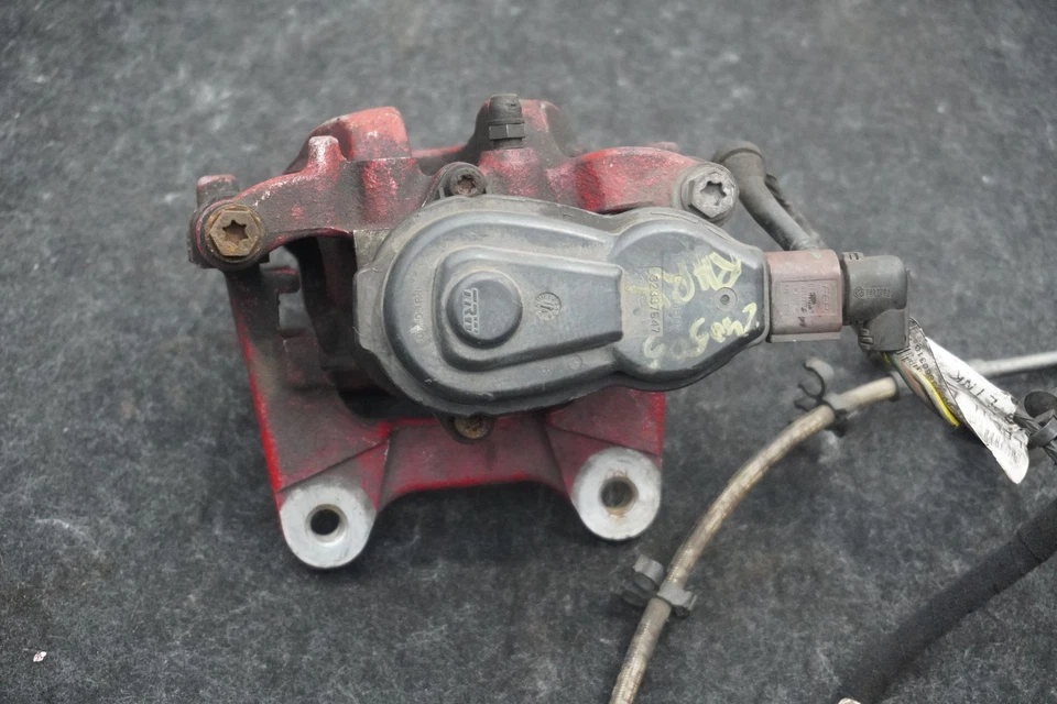 Pinza de freno trasera derecha roja OEM T2R7686 Jaguar F-type R 2014-2020 Xj 16-19 Foto 4 de 4