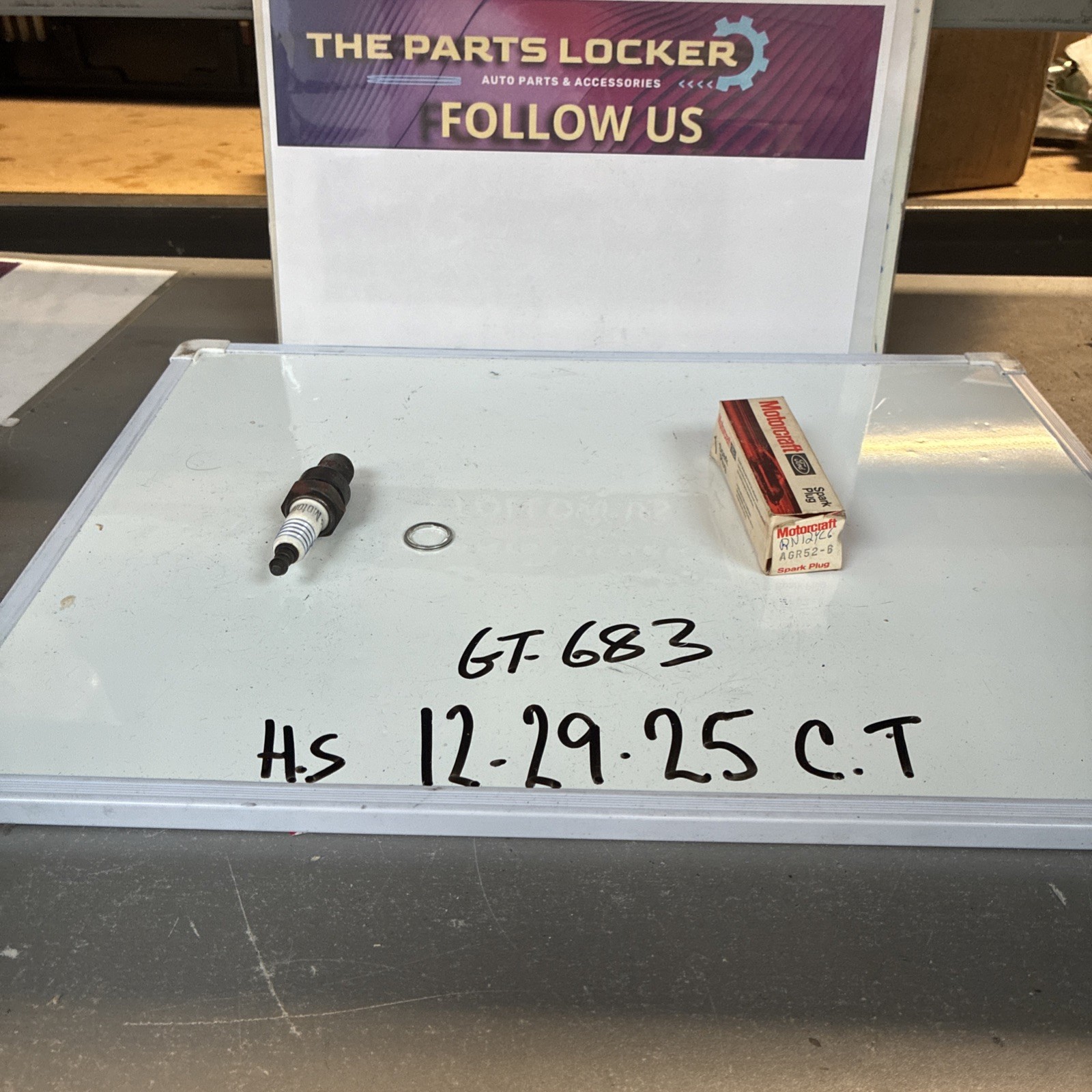 Genuine Motorcraft OEM AGR52-6 Spark Plug NOS