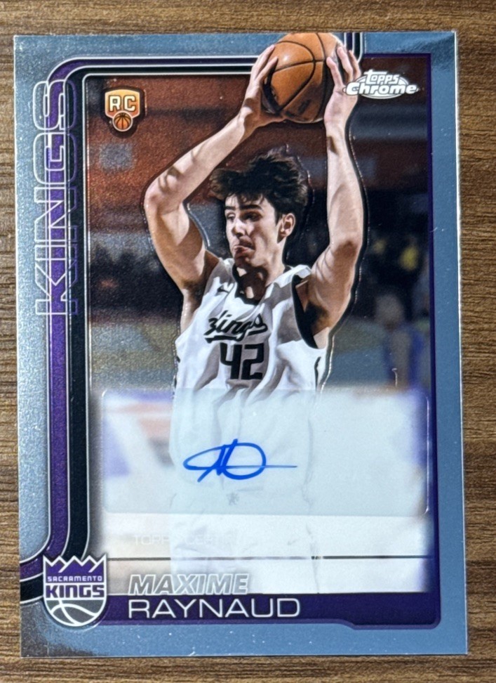 Maxime Raynaud 2025-26 Topps Chrome - Rookie Autographs (AU, RC) Kings