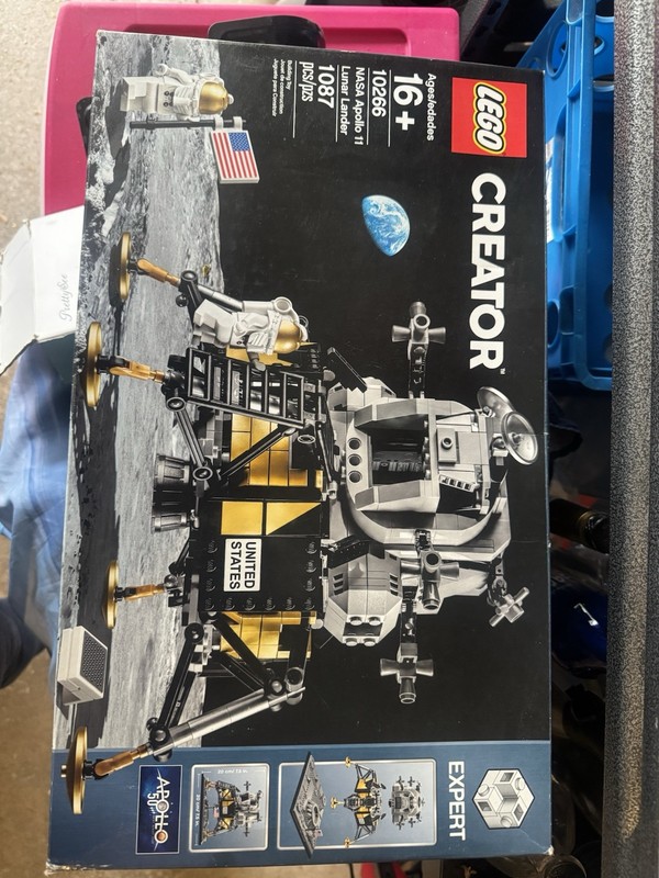 NEWSEALED LEGO Creator Expert 10266 NASAApollo 11 Lunar Lander RETIRED Collector