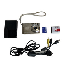 Sony Cyber-shot DSC-W80 7.2MP Digital Camera Silver Carl Zeiss Lens W/ Charger