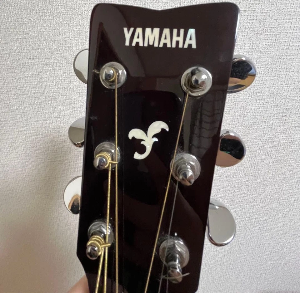 Guitarra acústica Yamaha FS720S guitarra acústica para principiantes DSR Foto 3 de 4