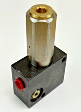 Vektek 70-5400-08 Pressure Limiting Valve, 5,000 PSI, NEW OLD STOCK