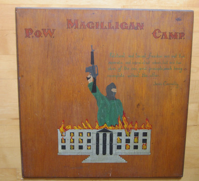 P.O.W Magilligan Camp Holz Bild mit Spruch von James Connolly