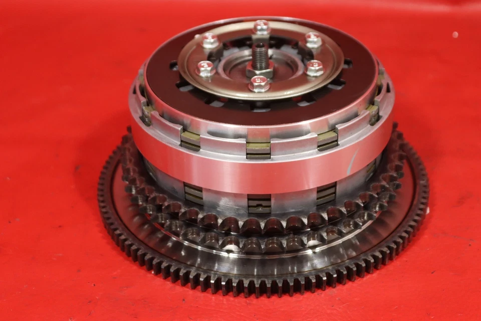 Harley-Davidson Dyna Low Rider FXDL 2007 embrague completo con placas cubo de canasta Foto 3 de 4