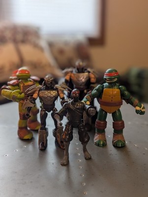 Teenage Mutant Ninja Turtles Lot Of 5 Figures From around 2012-2015. TMNT!