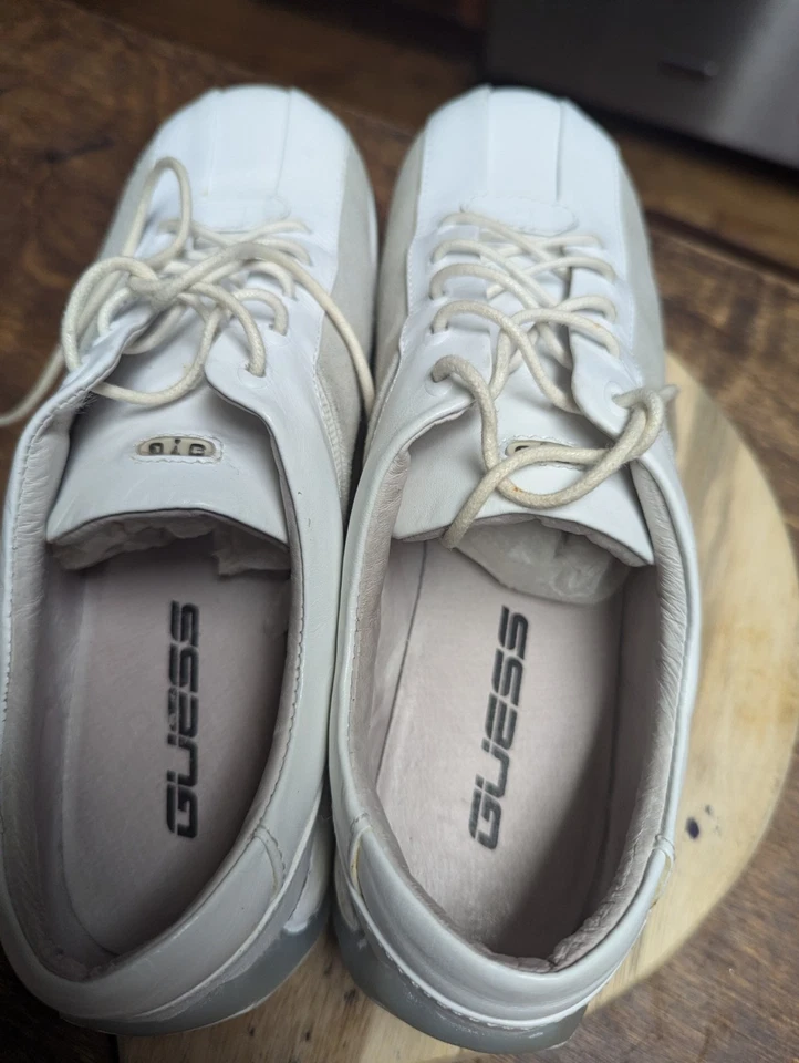 Guess Mujer Moda Tenis Zapatos Blancos Parte Superior Baja Con Cordones Cuero Tenis 7.5M Foto 4 de 4