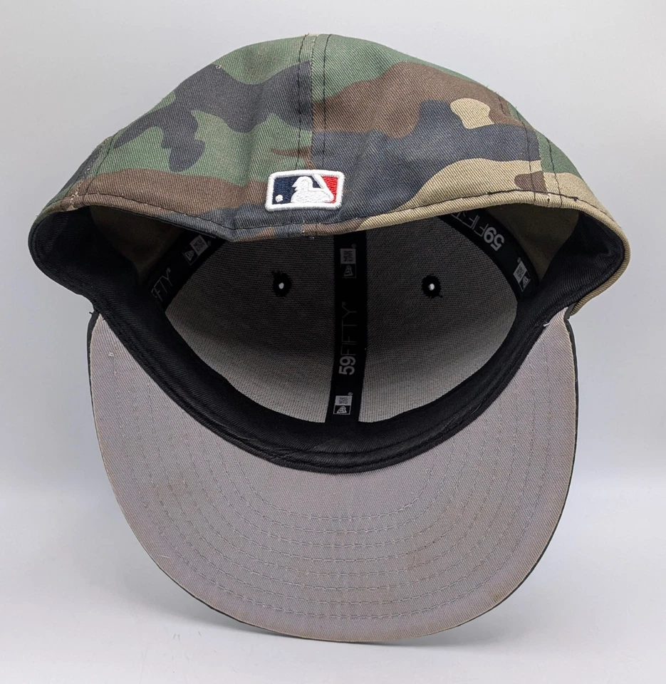 New Era 59Fifty 6 7/8 Camouflage Camo Fitted Hat Cap MLB Boston Red Sox Baseball - Image 4 of 4