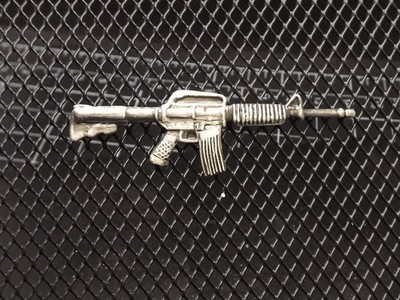 ''AR-15 / M16 LARGE RIFLE '' BRAND NEW Lapel Pin Enamel GUARANTEED FOR LIFE 2.5''