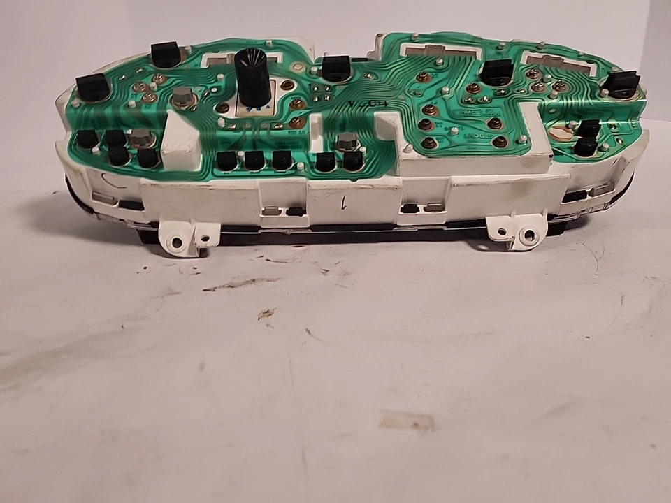 1996 - 2000 Hyundai Elantra Speedometer Instrument Cluster 257-61082 HH4 Foto 4 de 4