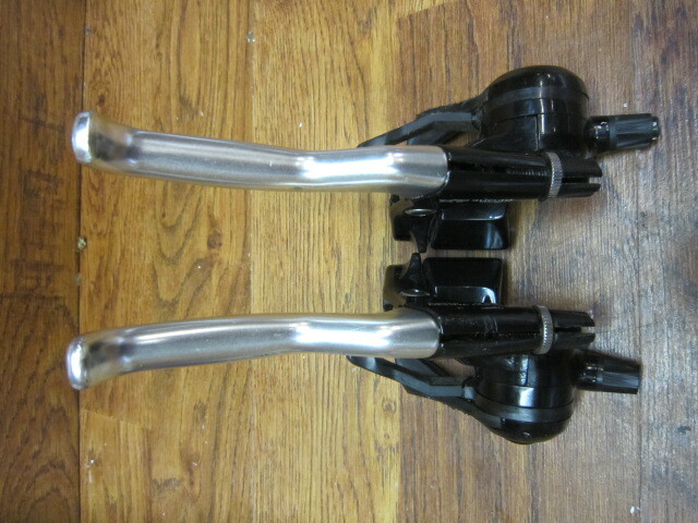 VINTAGE SHIMANO LX ST-M565 3 x 8 SPEED TRIPLE TRIGGER