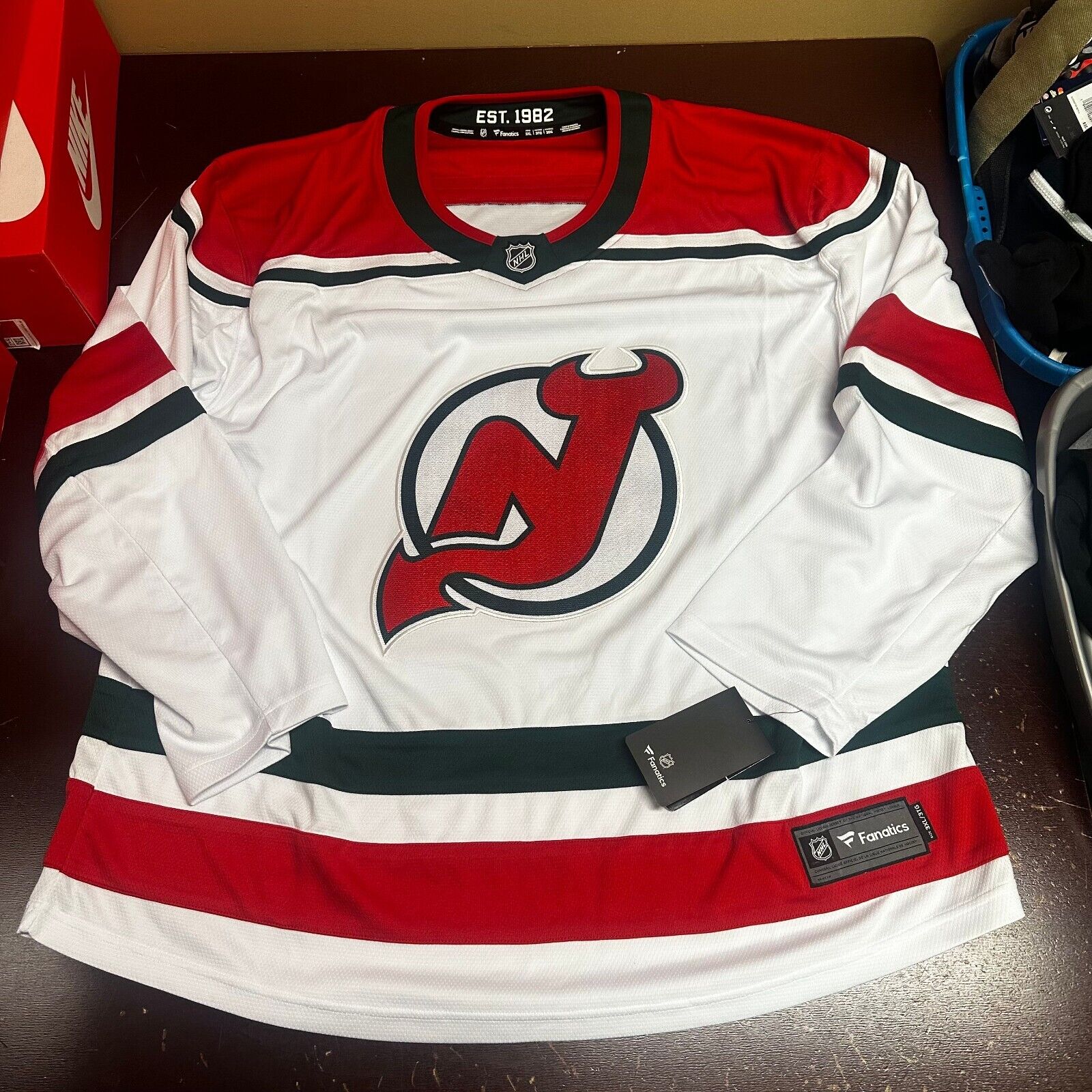 Men's Fanatics Branded White New Jersey Devils Breakaway Away Size: 3XL