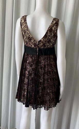 Vintage 60s Maroon Lace Plisse’ Minidress With Black Taffeta Bow Size S - Picture 4 of 8