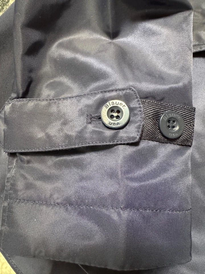 NEW MEDIUM REGULAR BLAUER -PARKA DARK NAVY  - Image 4 of 4