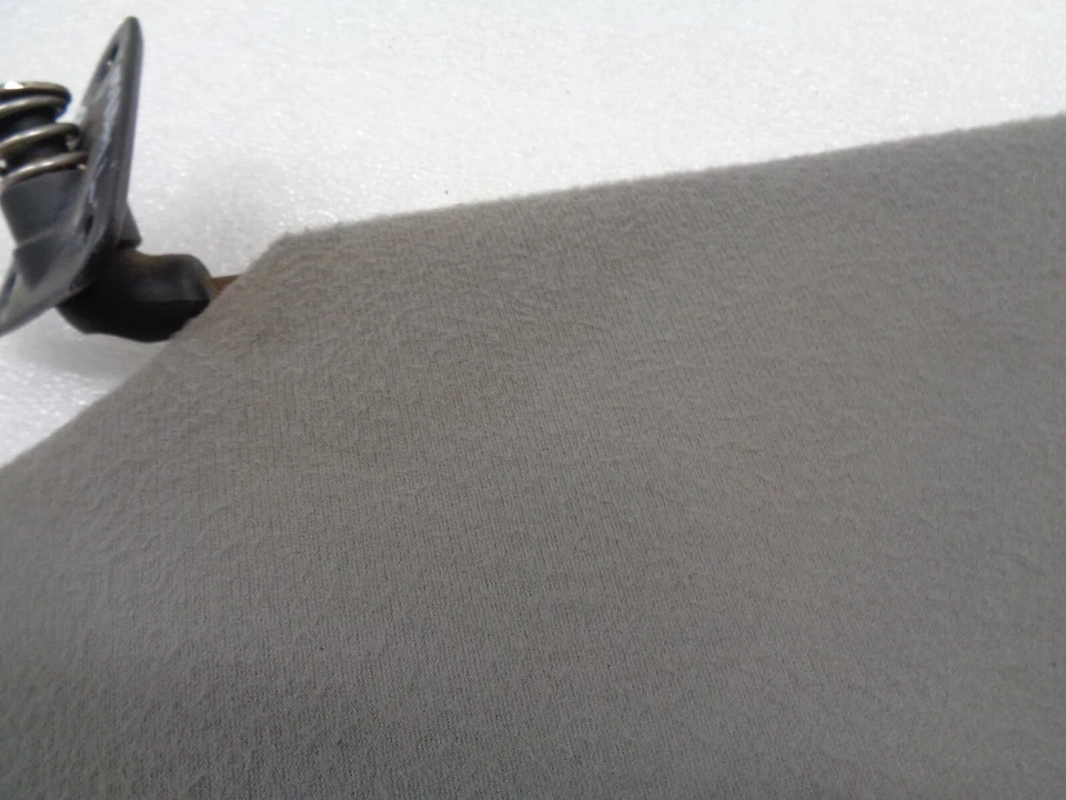 Dodge Ram 1500 2000 furgoneta parasol izquierdo sin vinilo de iluminación OEM AK2411308 Foto 3 de 4