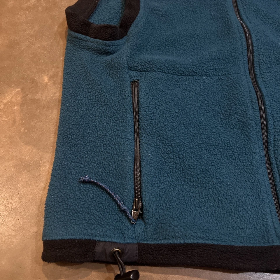 Chaleco polar vintage REI XS cremallera completa Polartec verde azulado años 90 de colección Foto 2 de 4