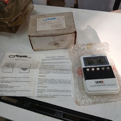 VTG NOS Airguide Hygro / Thermometer Model 2208