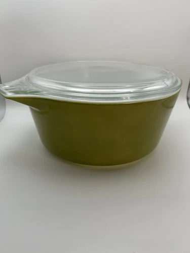 Vintage Pyrex 2 1/2 Qt Green Verde Round Casserole Tab Handles With LID 475-B
