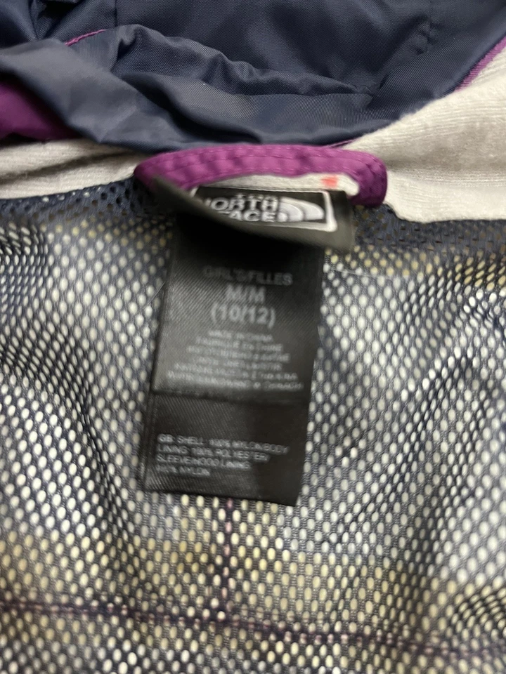 Chaqueta HyVent The North Face para niñas, talla juvenil M (10/12) púrpura.  Foto 3 de 4
