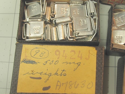 Colección de pequeños pesos marcados 5mg-500mg. - Imagen 3 de 9