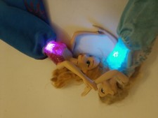 disney frozen Anna und Elsa Puppen Barbie mit Musik und Licht 