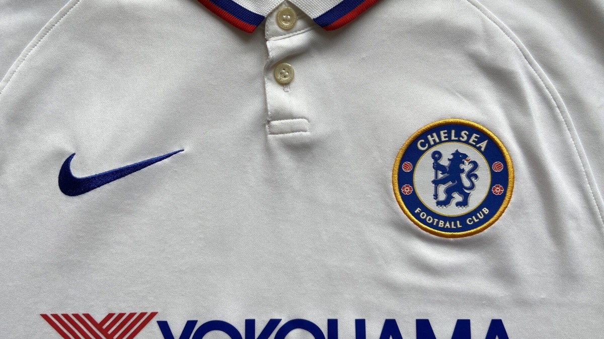 Chelsea FC ホワイトオーセンティックシャツXLサイズ Chelsea FC ホワイトオーセンティックシャツXLサイズ - ウェア買う