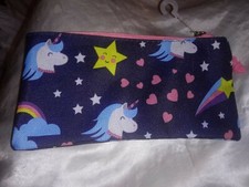 UNICORN ZIPPERED WALLET CHANGE PURSE RAINBOWS HEARTS STARS