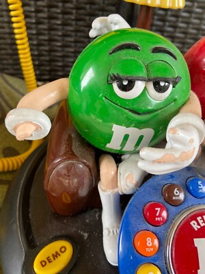 Vintage M&M's ANIMATED Talking Light-Up TELEPHONE Phone Red Green